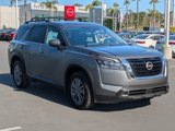 New 2025 Nissan Pathfinder SV image 3