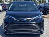 Used 2025 Toyota Sienna XLE image 6
