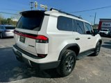 Used 2024 Lexus GX 550 image 5