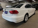 Used 2013 Volkswagen Passat TDI SE image 5