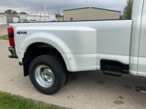New 2025 Ford F350 4x4 Crew Cab DRW Super Duty image 3