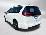 New 2025 Chrysler Pacifica Select image 5
