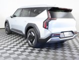 New 2026 Kia EV9 Wind image 5