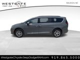New 2023 Chrysler Pacifica Limited image 5