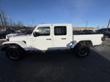 Used 2023 Jeep Gladiator Overland image 2