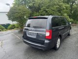 Used 2014 Chrysler Town & Country Touring image 5