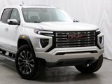 Used 2023 GMC Canyon Denali image 2