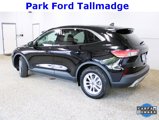 Used 2022 Ford Escape SE image 2