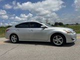 Used 2013 Nissan Altima 2.5 SL w/ Technology Pkg image 2