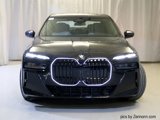 Used 2025 BMW 760i xDrive w/ Executive Package image 5