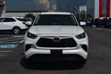 Used 2023 Toyota Highlander L image 2