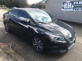 Used 2020 Nissan Versa SV image 3