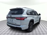 Used 2024 Toyota Sequoia Platinum image 3
