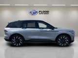 New 2025 Lincoln Nautilus Reserve w/ Jet Appearance Package image 3