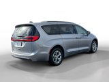 Used 2021 Chrysler Pacifica Limited image 5
