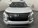 New 2025 Mitsubishi Outlander SE image 2