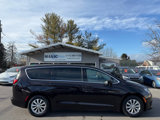 Used 2017 Chrysler Pacifica Touring w/ Tire & Wheel Group image 3