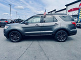 Used 2018 Ford Explorer XLT w/ Equipment Group 202A image 2