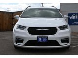 Used 2022 Chrysler Pacifica Touring image 4