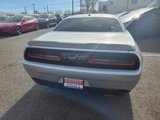 Used 2022 Dodge Challenger SXT image 2