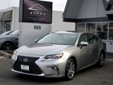Used 2017 Lexus ES 300h w/ Luxury Package image 5