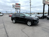 Used 2021 Toyota RAV4 LE image 5