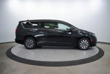 Certified 2023 Chrysler Pacifica Touring-L image 5