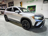 Used 2022 Volkswagen Taos SE image 4