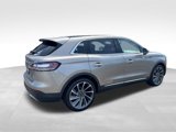 Used 2019 Lincoln Nautilus Reserve image 5