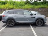 New 2025 Volkswagen Atlas Peak Edition SE image 3