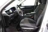 Used 2024 Jeep Grand Cherokee L Laredo image 3