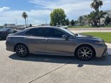 Used 2022 Toyota Camry SE image 4