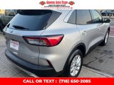 Used 2020 Ford Escape SE image 6