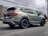 New 2025 Volkswagen Atlas Peak Edition SE image 3
