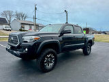 Used 2019 Toyota Tacoma TRD Off-Road image 3