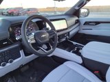 New 2025 Chevrolet Suburban Premier image 5