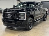 Used 2023 Ford F250 4x4 Crew Cab Super Duty image 3