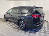 New 2025 Chrysler Pacifica Premium image 4