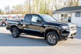 Used 2025 Nissan Frontier SV image 4