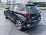 Used 2021 Hyundai Venue SEL w/ Premium Package image 3