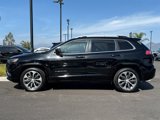 Used 2019 Jeep Cherokee Overland w/ Technology Group image 6