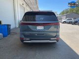 Used 2024 Kia Carnival EX image 4
