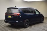 New 2025 Chrysler Pacifica Select image 4