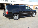 Used 2014 GMC Yukon XL Denali image 5