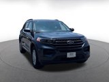Used 2024 Ford Explorer XLT image 3