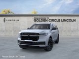 New 2025 Lincoln Navigator Reserve image 3