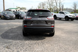 Used 2019 Jeep Cherokee Latitude Plus w/ Comfort/Convenience Group image 4