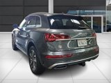 Used 2024 Audi Q5 2.0T Premium w/ Convenience Package image 4
