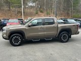 Used 2022 Nissan Frontier PRO-4X image 6