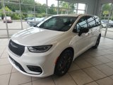 New 2026 Chrysler Pacifica Select image 4